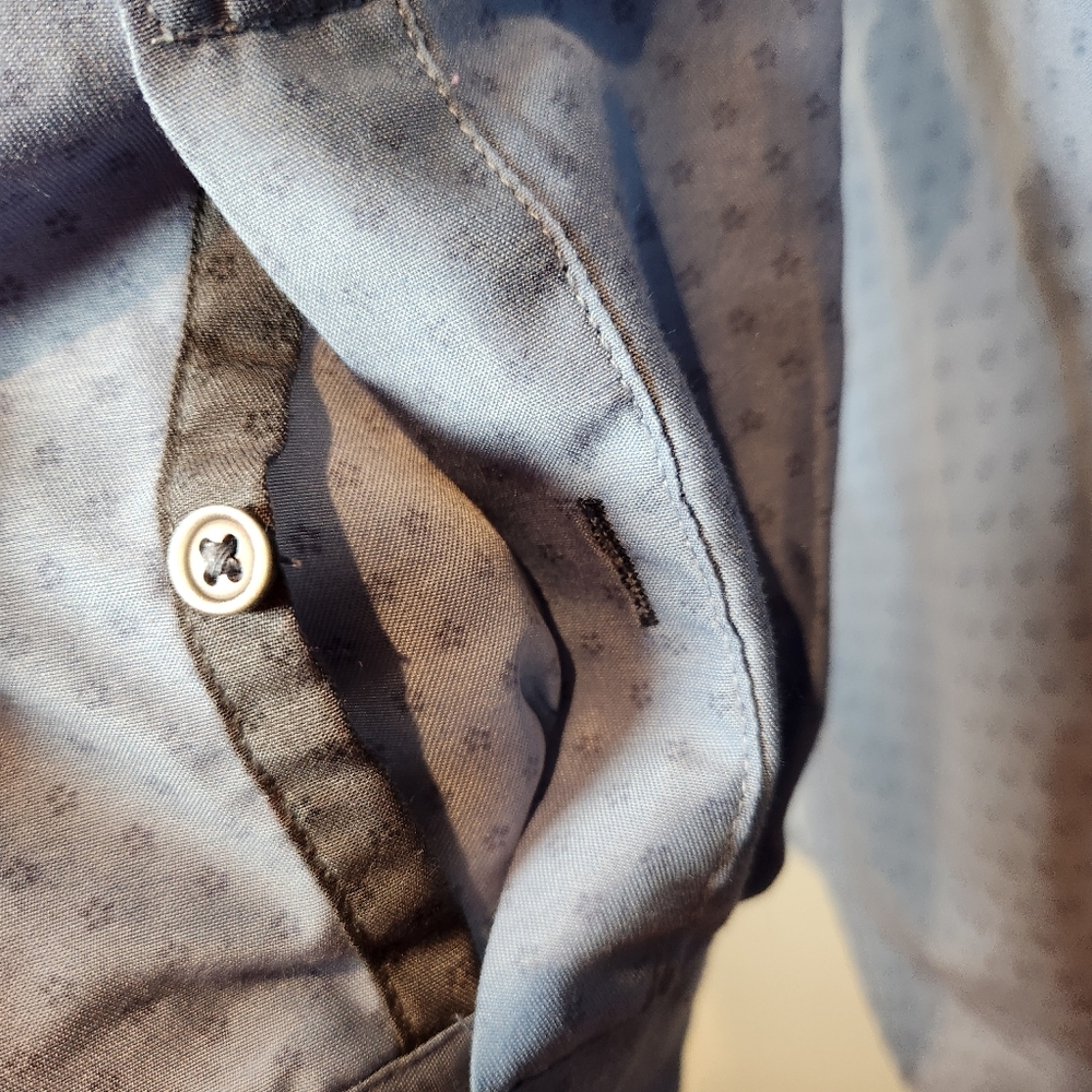 Men's medium patterned Blue Button-Up Shirt‎ - Picture 5 of 13